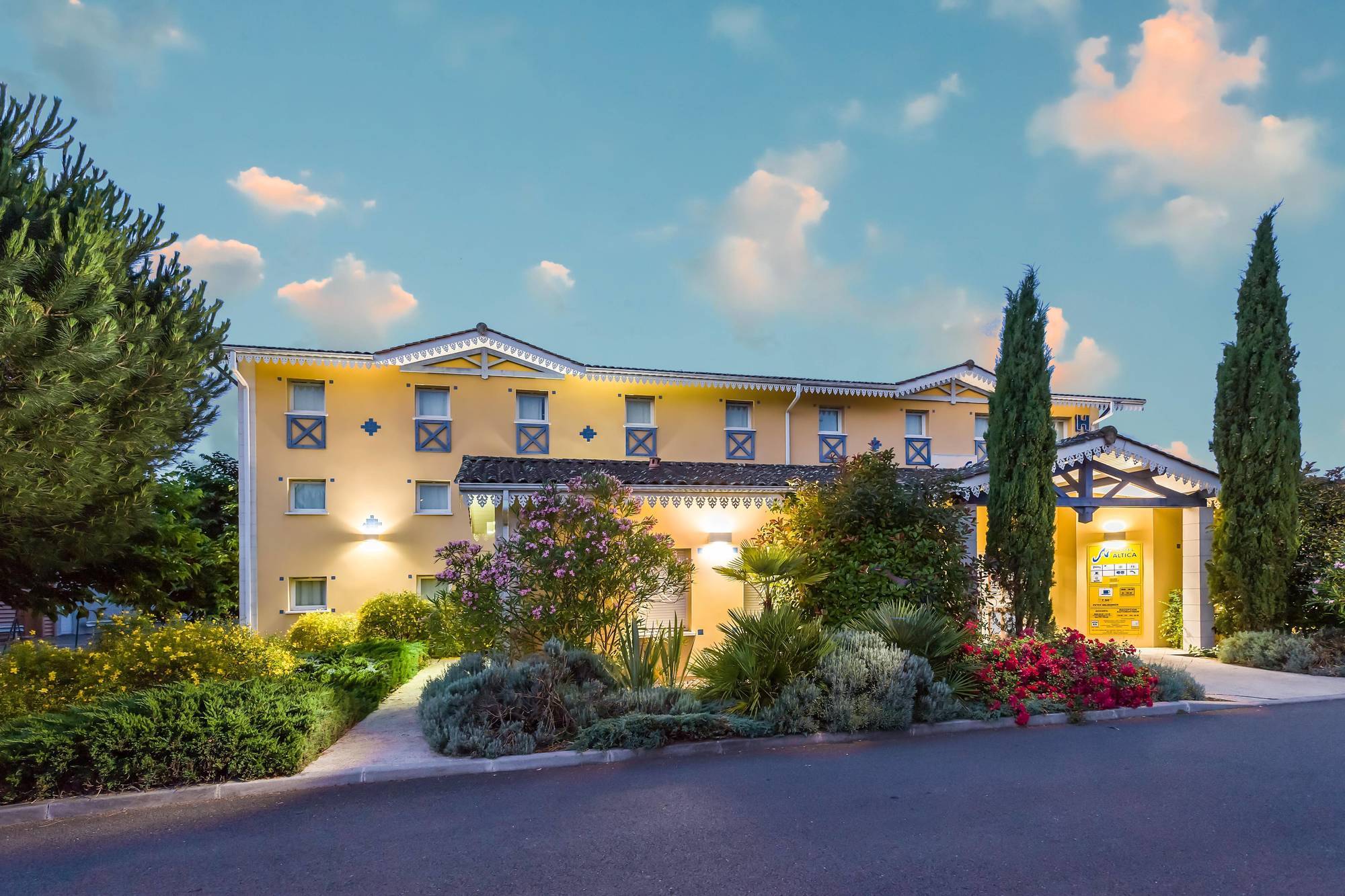B&B Hotel Bordeaux Merignac Aeroport Εξωτερικό φωτογραφία